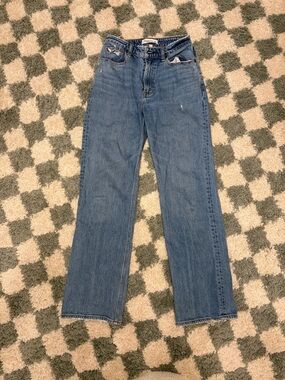 Abercrombie & Fitch Classic Blue Straight-Leg Women’s Jeans